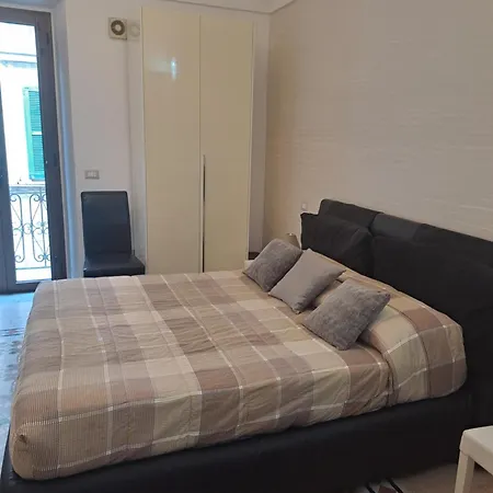 Monolocale Scavi Romani * ヴァスト